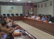 Komisi IV DPRD Kaltim dan Disdikbud Bahas Persiapan SPMB di Sekretariat DPRD Kaltim