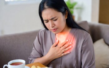 Dada Terasa Panas Setelah Makan? Waspadai Gejala Awal Asam Lambung Naik (GERD)