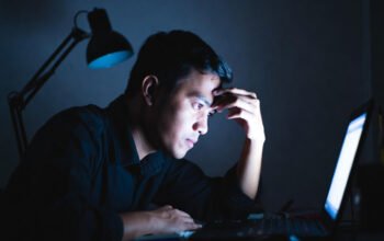 Sering Begadang? Ini Dampak Kurang Tidur bagi Otak yang Jarang Disadari